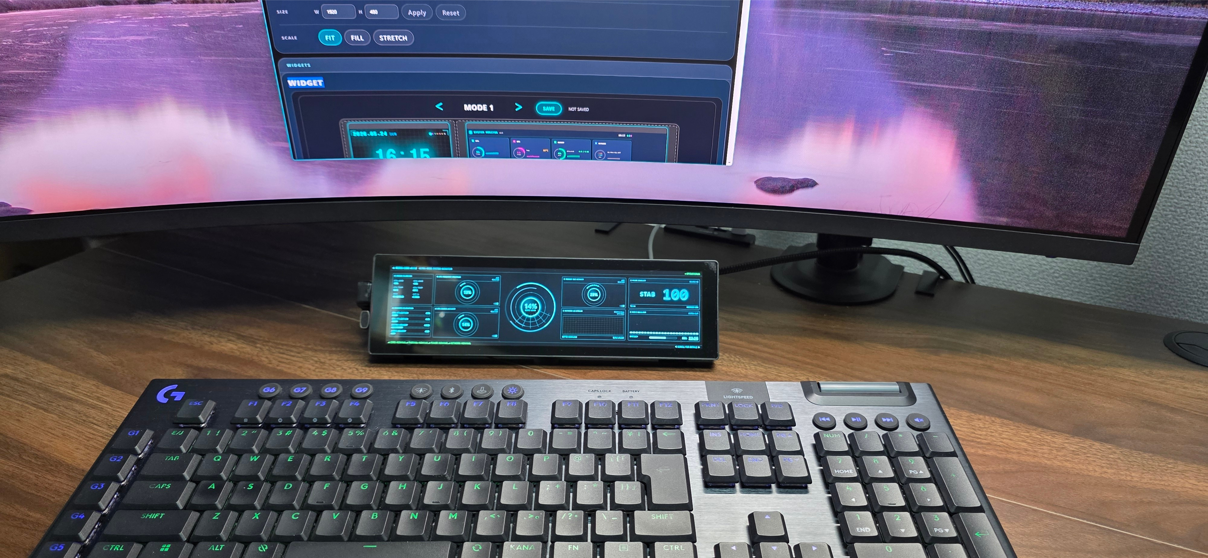Luminous Once showing a different system-style deck display.